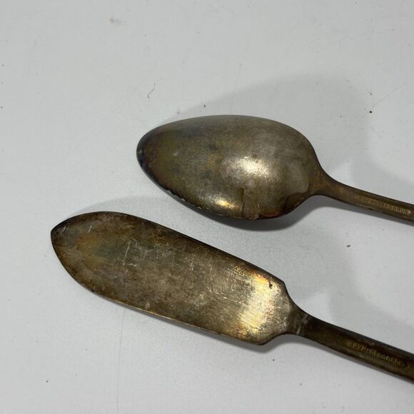 Vintage 1847 Rogers Bros IS Silverplate Flatware Spoon & Butter Spreader - Picture 8 of 8